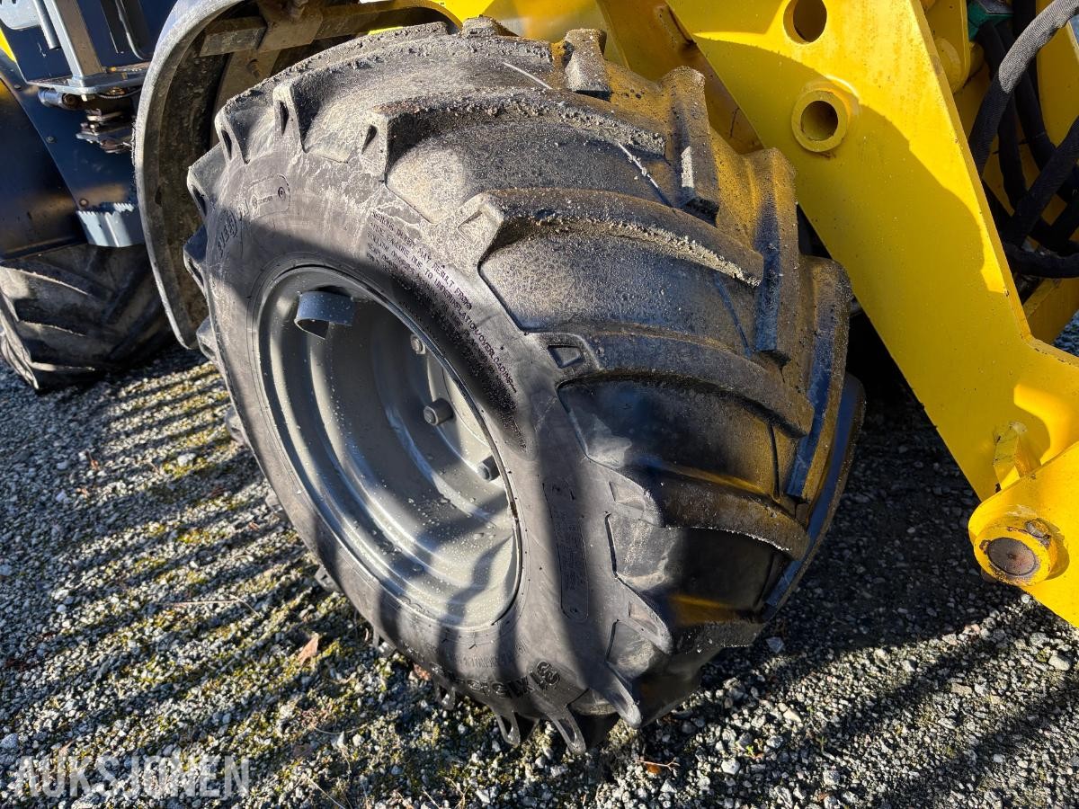 2020 SM Loader 2380F Hjullaster – Industriversjon – 433 timer
