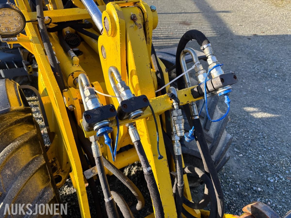 2020 SM Loader 2380F Hjullaster – Industriversjon – 433 timer