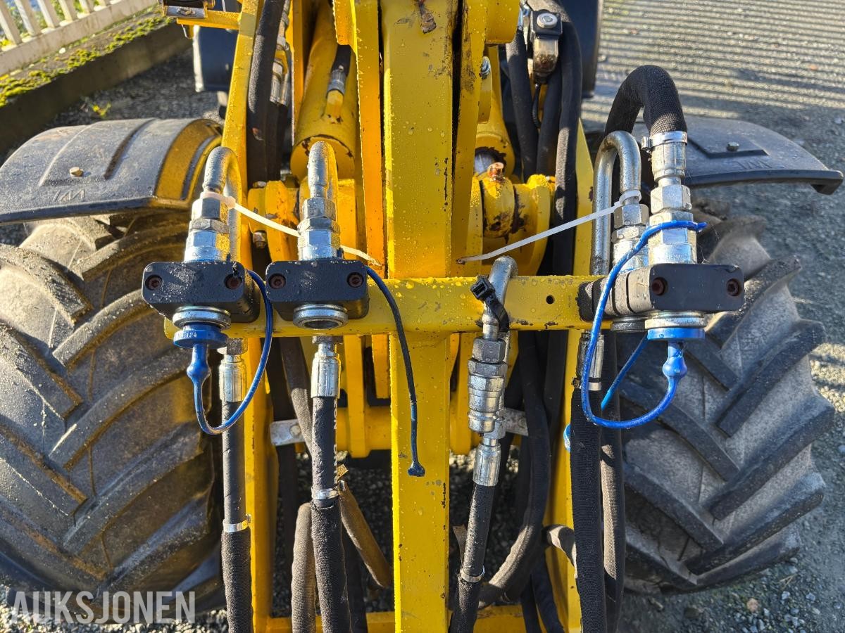 2020 SM Loader 2380F Hjullaster – Industriversjon – 433 timer