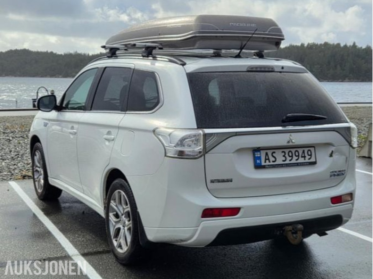 2014 Mitsubishi Outlander PHEV 2.0 Plug-in Hybrid 164 4WD Cruisekontroll, Ryggekamera