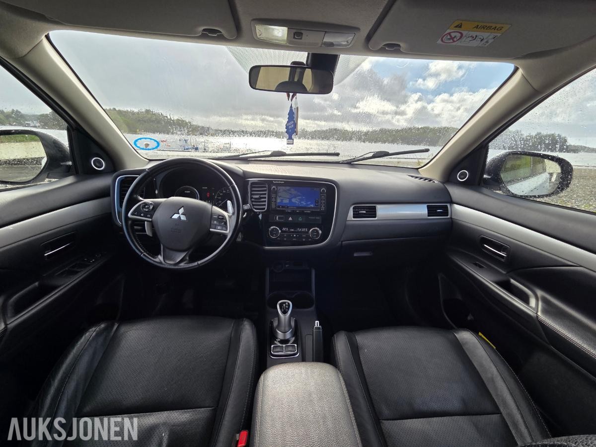 2014 Mitsubishi Outlander PHEV 2.0 Plug-in Hybrid 164 4WD Cruisekontroll, Ryggekamera