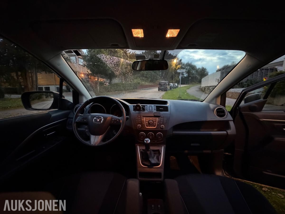 2011 Mazda 5 1.6 Diesel 116hk 7-seter S+V dekk