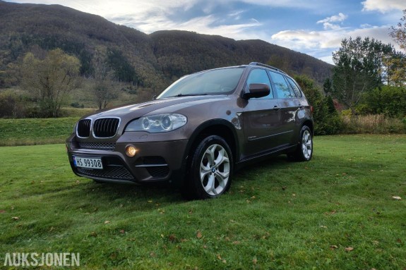 2011 BMW X5 XDRIVE30D 3.0 Diesel, Automat, Cruisekontroll, Hengerfeste, Skinninteriør, S+V dekk