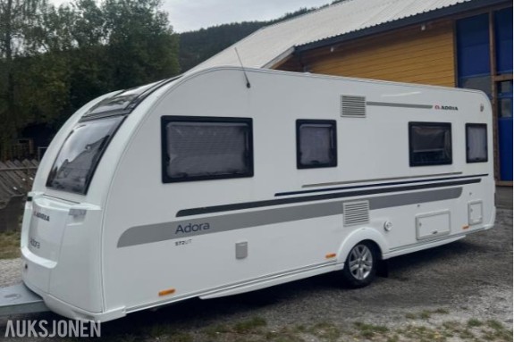 2015 CAmpingvogn - Adria Adora 572UT
