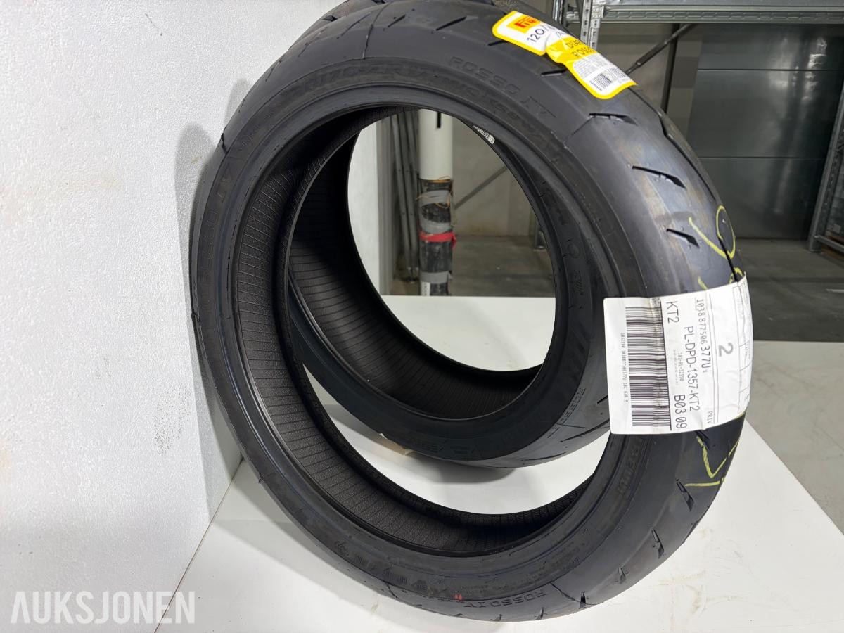 2025 Pirelli Diablo Rosso motorsykkeldekk