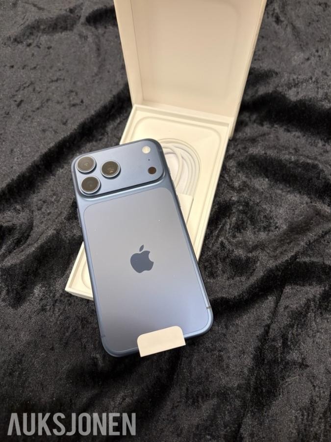 TOLLAUKSJON Iphone 17 pro