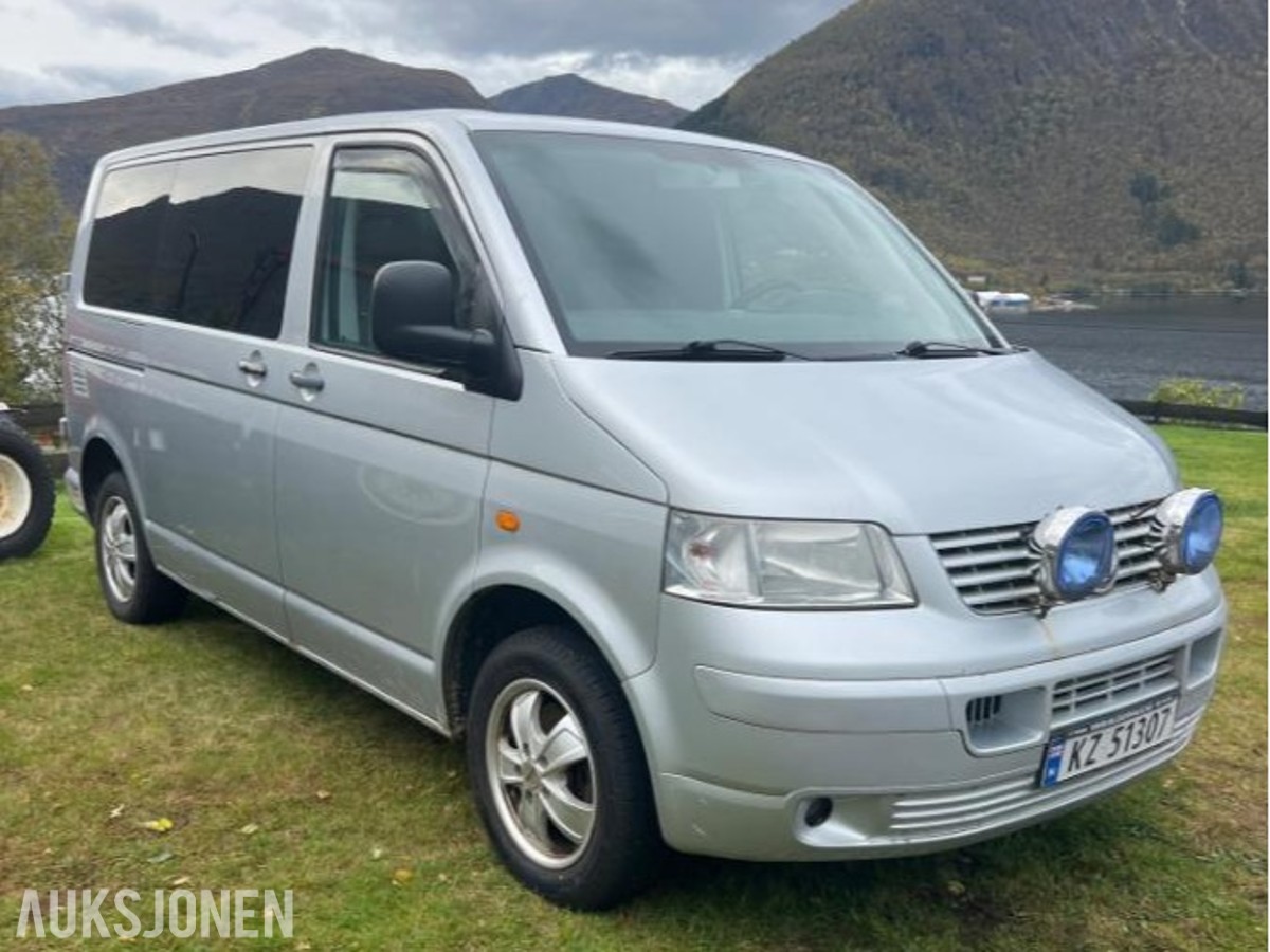 2004 Volkswagen Transporter 1.9 Diesel, 8 seter, Reparasjonsobjekt