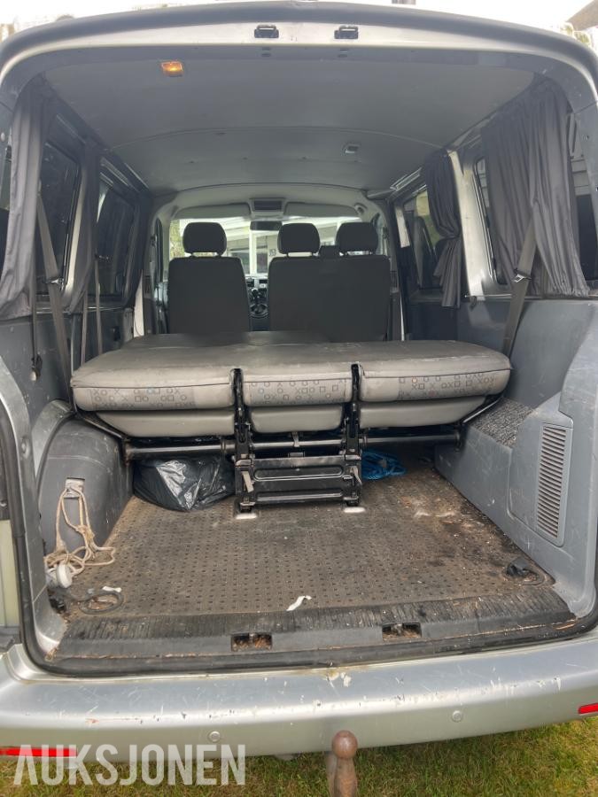 2004 Volkswagen Transporter 1.9 Diesel, 8 seter, Reparasjonsobjekt
