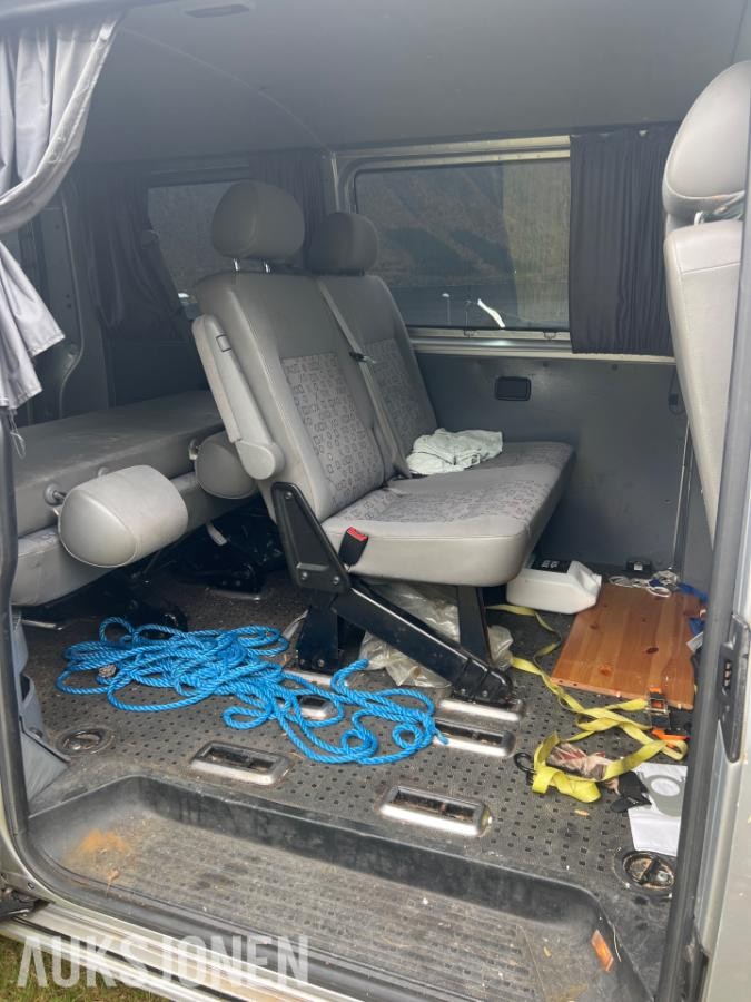 2004 Volkswagen Transporter 1.9 Diesel, 8 seter, Reparasjonsobjekt