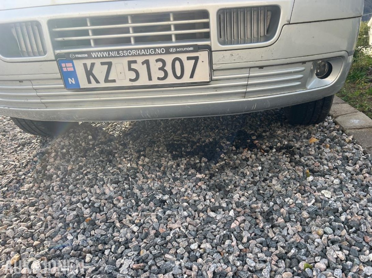 2004 Volkswagen Transporter 1.9 Diesel, 8 seter, Reparasjonsobjekt