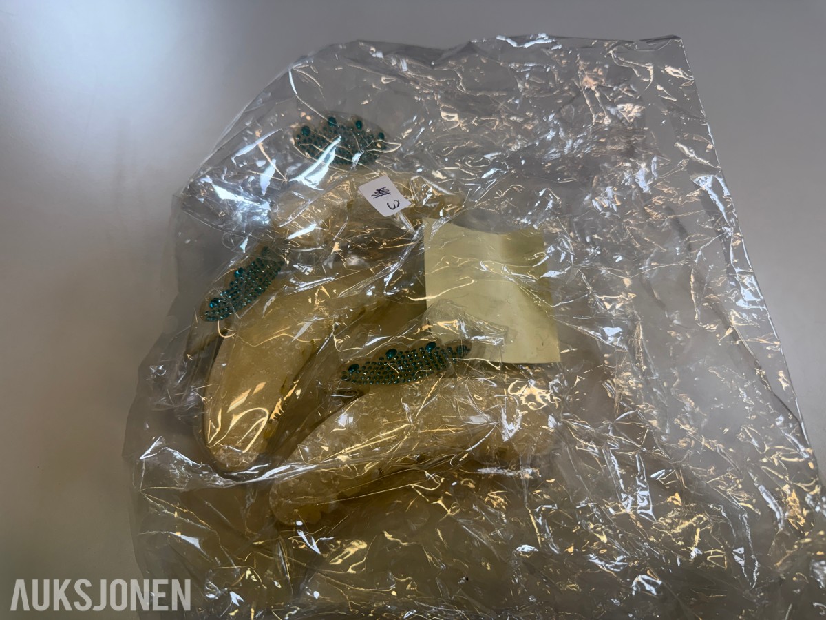 Stort parti scrunchies og hårklyper ca 300 stk