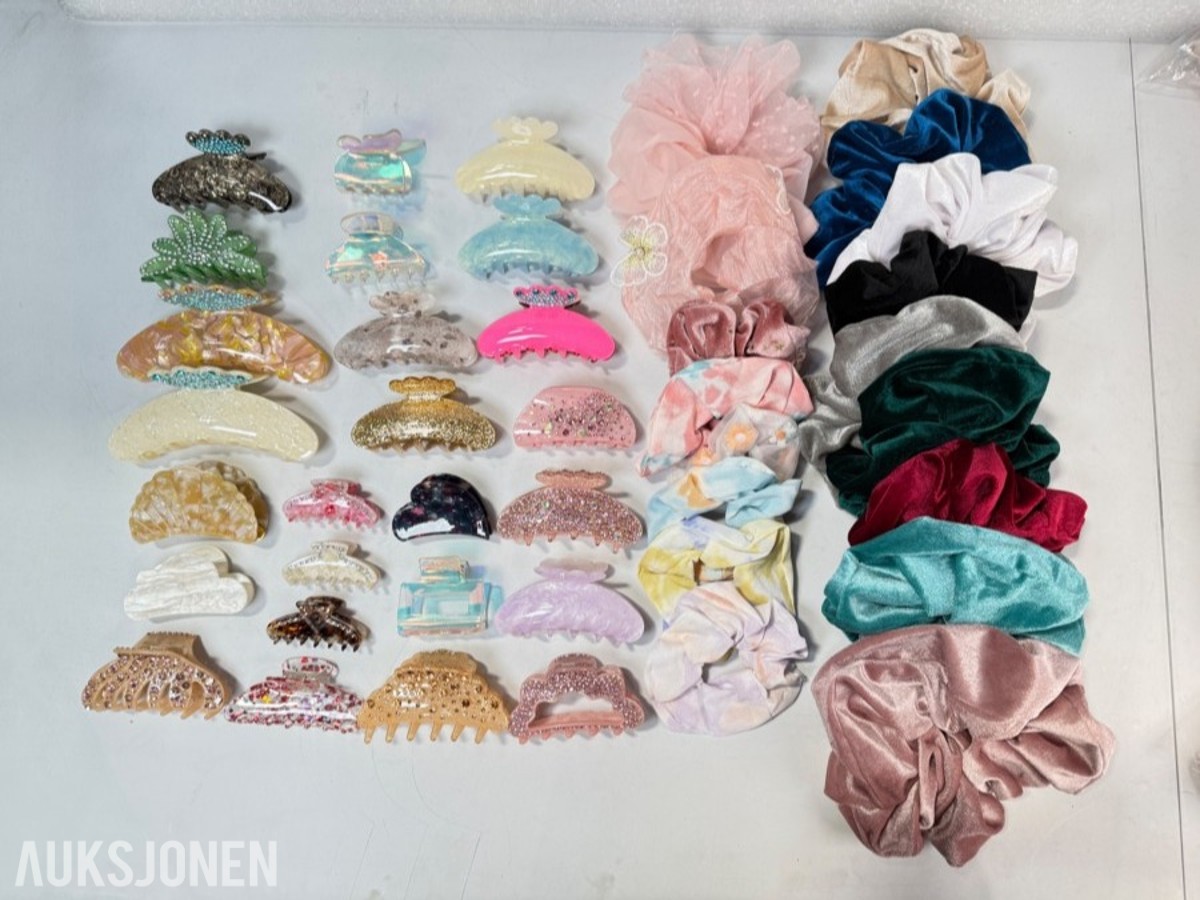 Stort parti scrunchies og hårklyper ca 300 stk