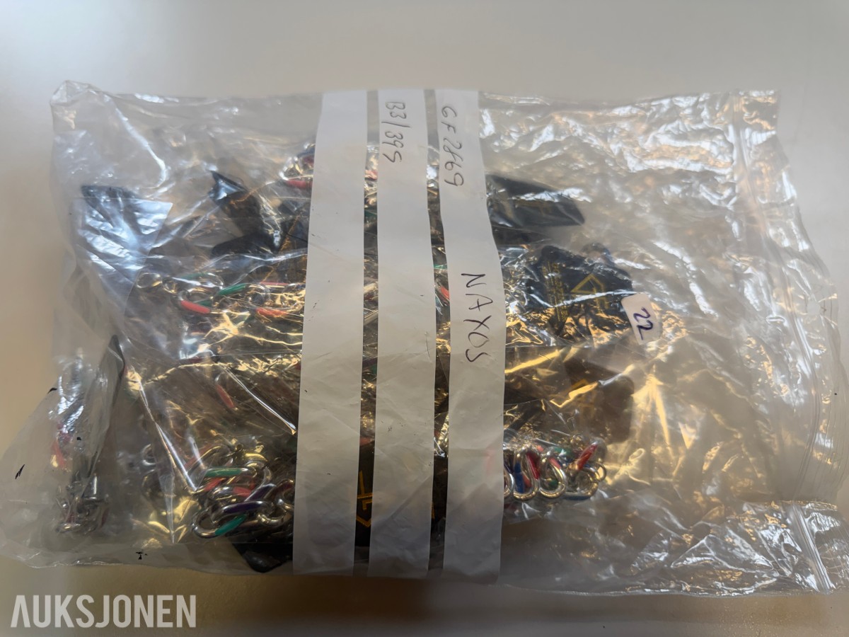 Ca 1200 stk smykker - halskjeder, armbånd og øredobber
