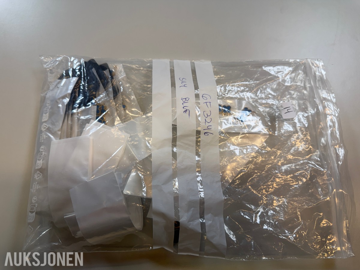 Ca 420 stk smykker i ulike utførelser