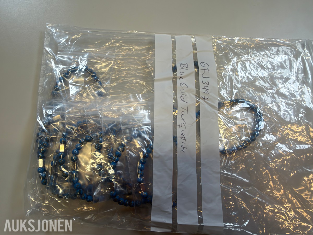 Ca 620 stk armbånd i ulike farger og utførelser