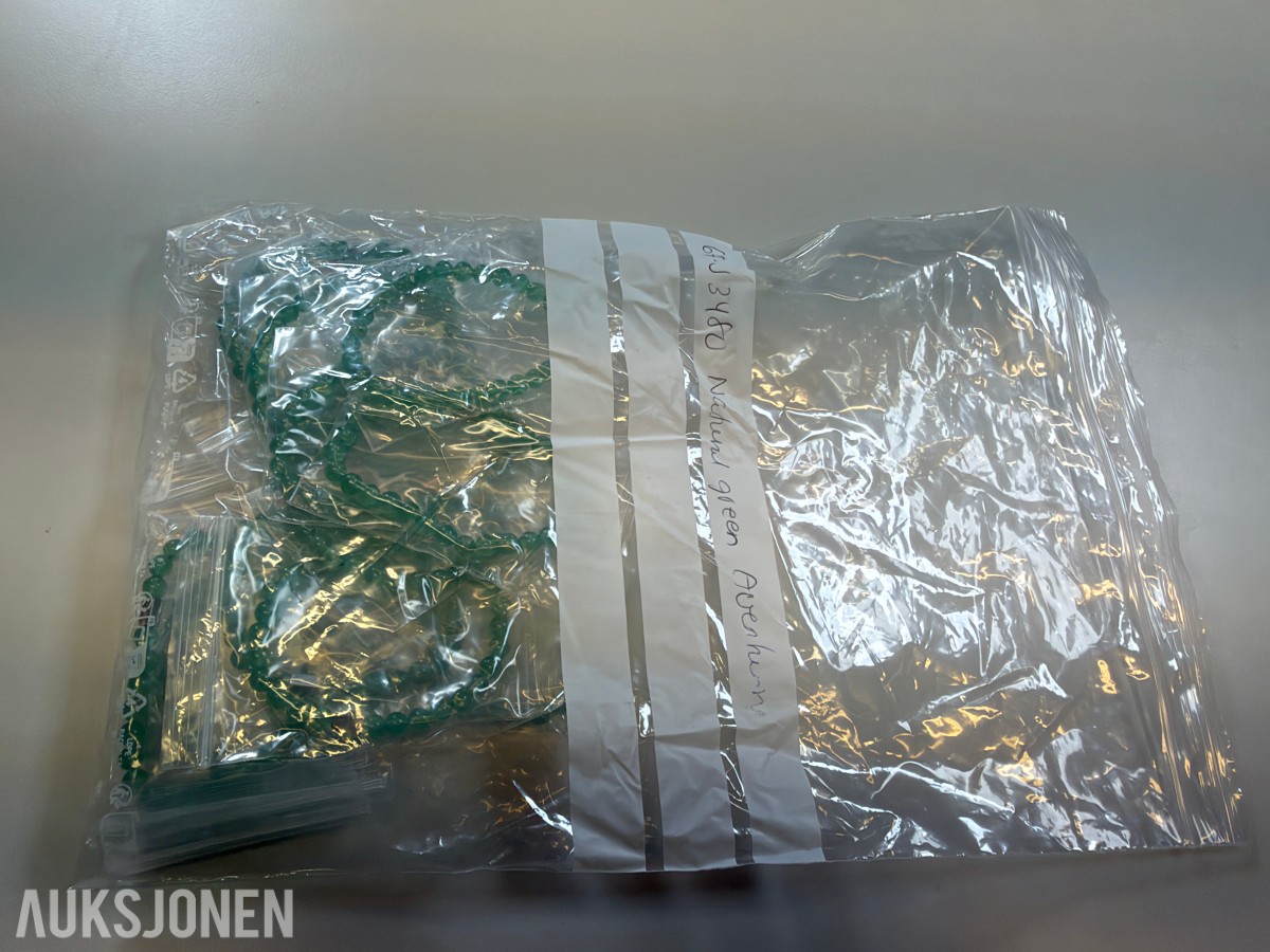 Ca 620 stk armbånd i ulike farger og utførelser