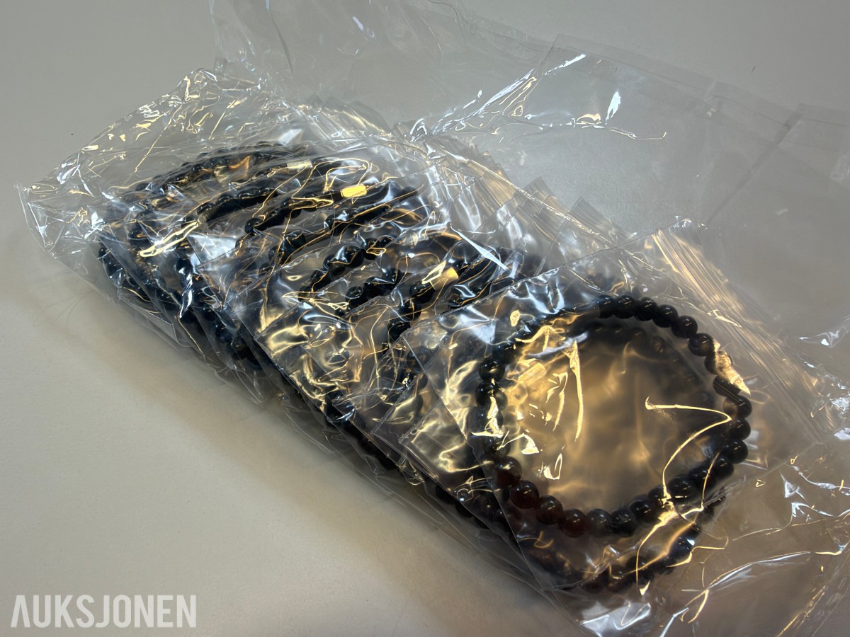 Ca 620 stk armbånd i ulike farger og utførelser