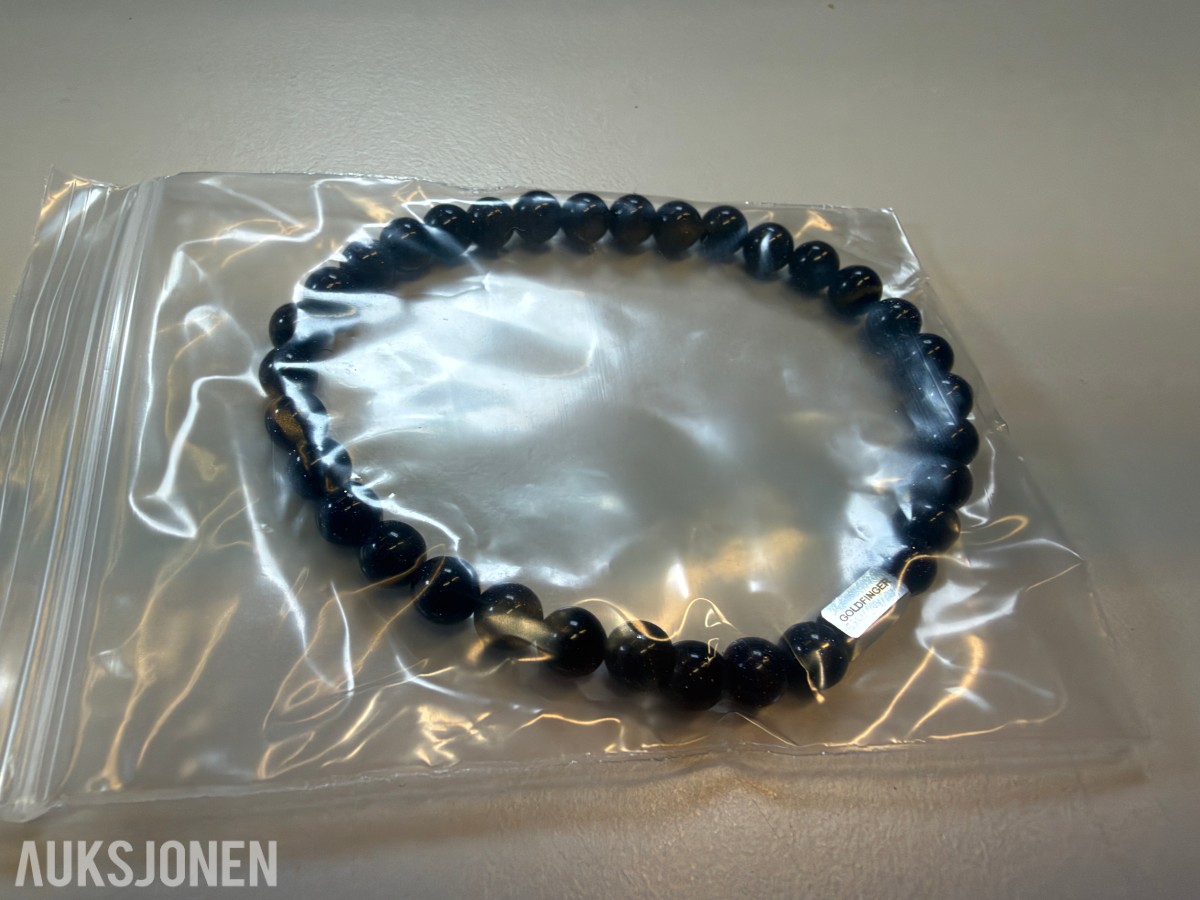 Ca 620 stk armbånd i ulike farger og utførelser