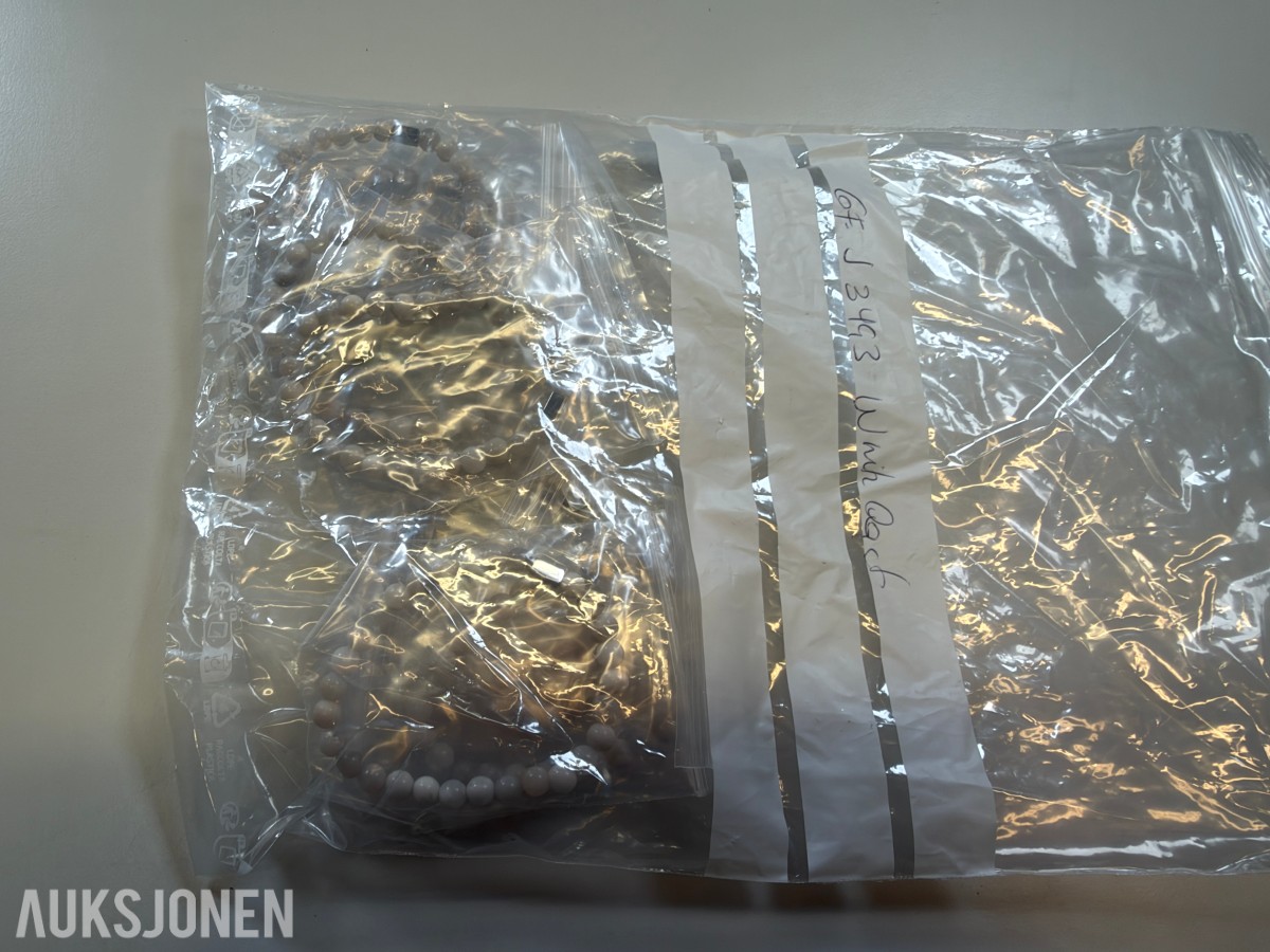 Ca 620 stk armbånd i ulike farger og utførelser
