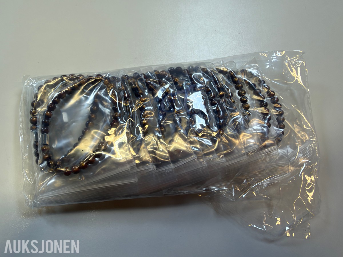 Ca 620 stk armbånd i ulike farger og utførelser