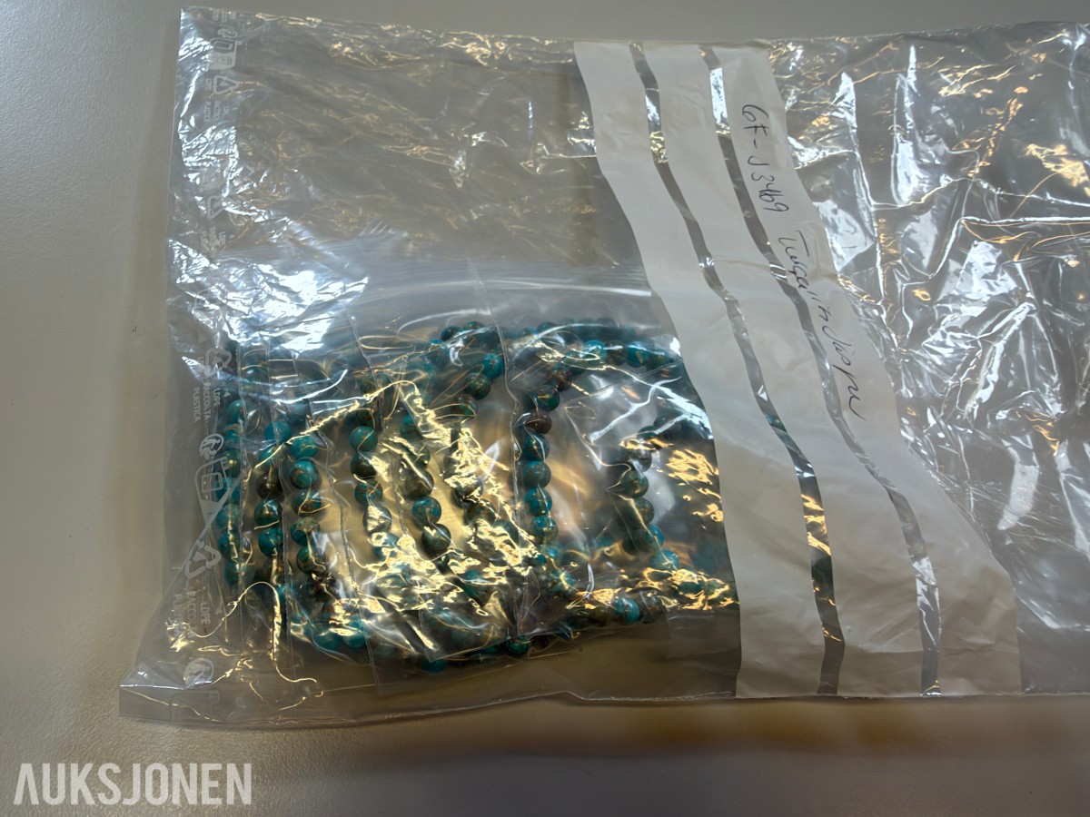 Ca 620 stk armbånd i ulike farger og utførelser
