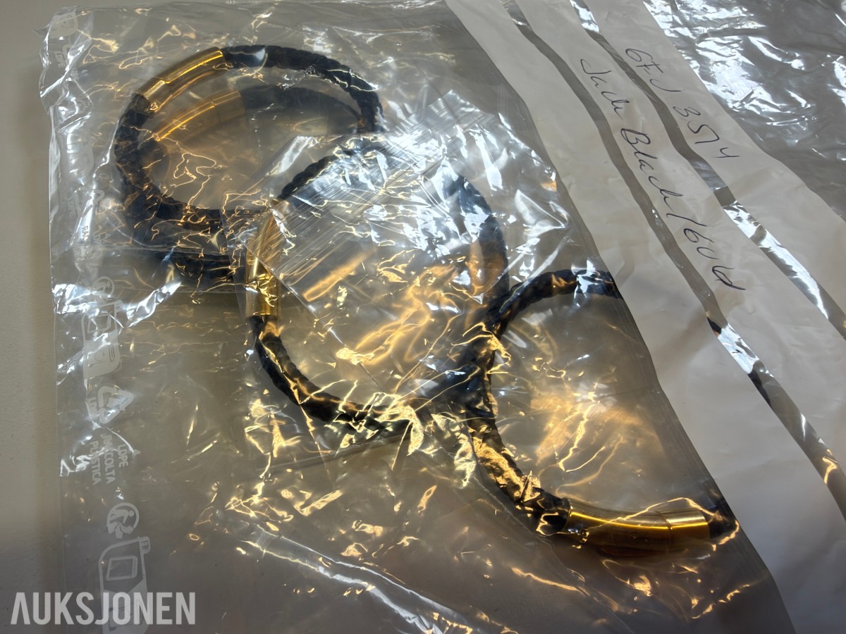 Stort parti ca 200 stk armbånd, halskjeder og smykkedeler