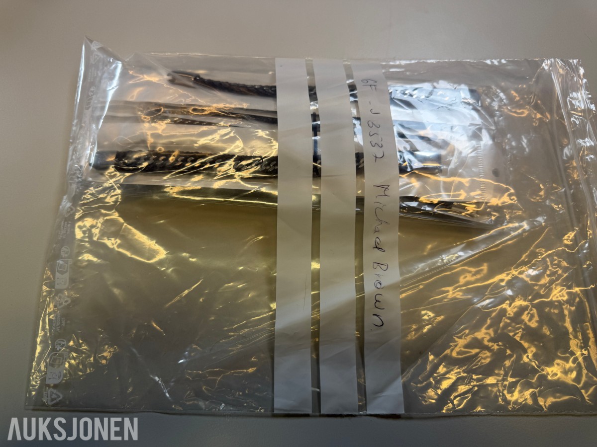 Stort parti ca 200 stk armbånd, halskjeder og smykkedeler