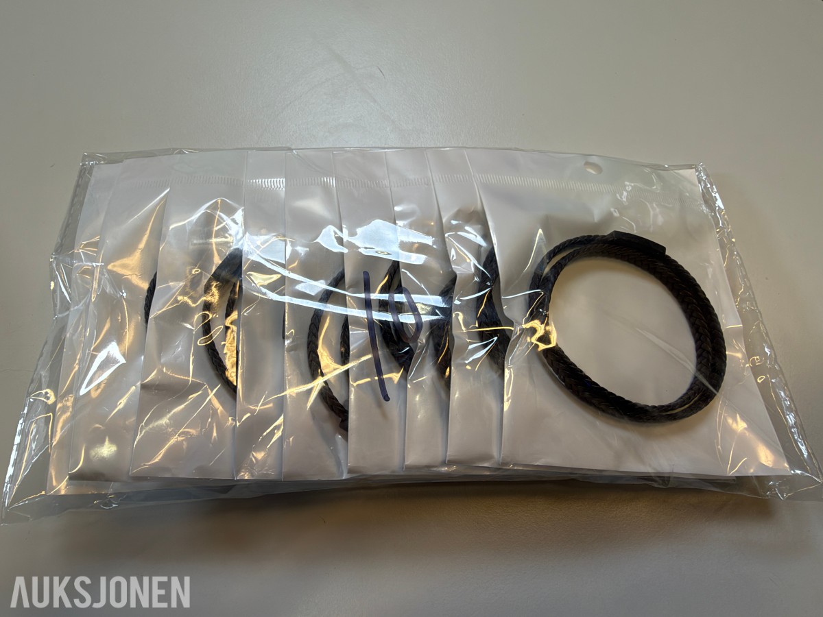 Stort parti ca 200 stk armbånd, halskjeder og smykkedeler