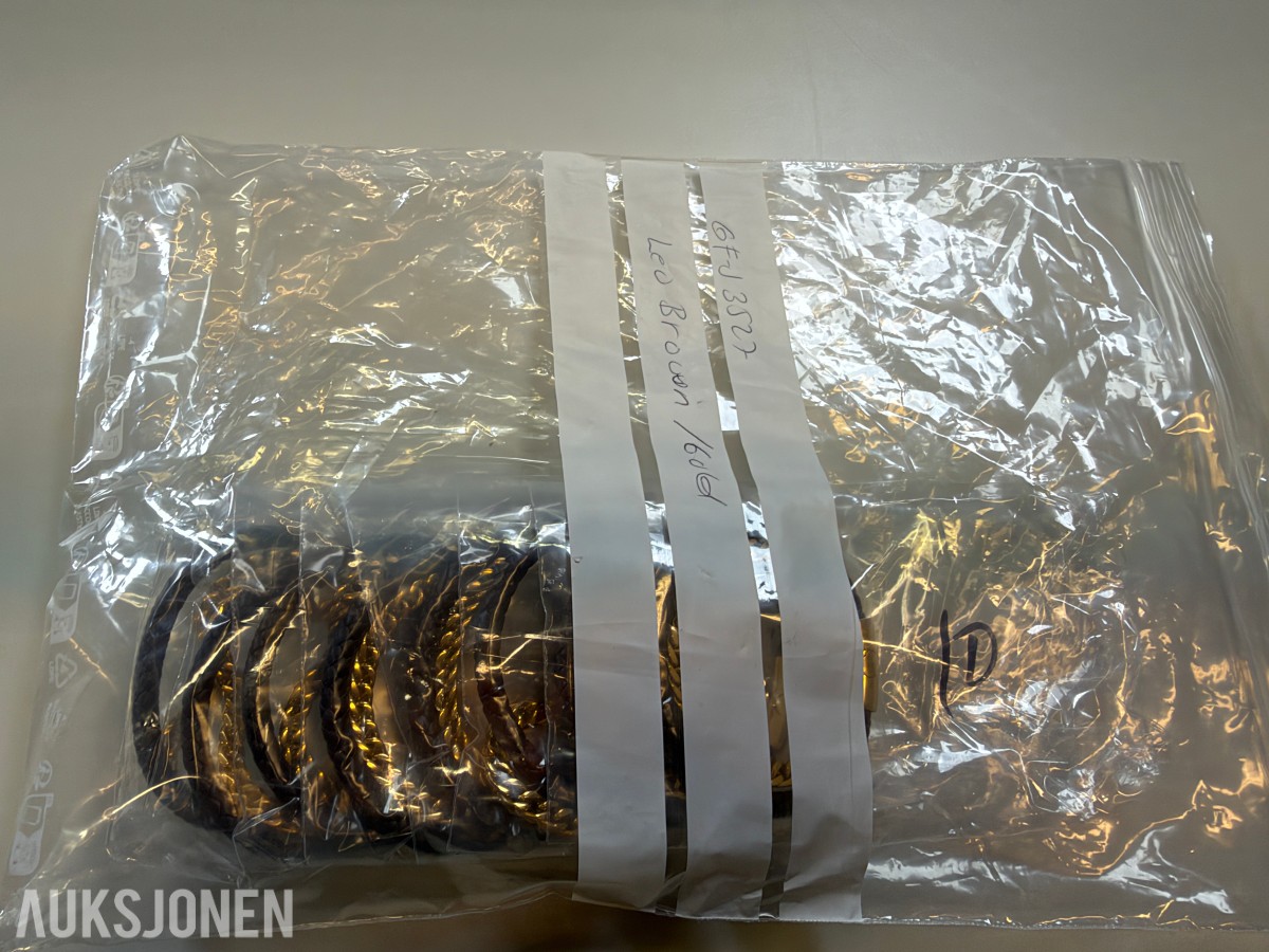 Stort parti ca 200 stk armbånd, halskjeder og smykkedeler