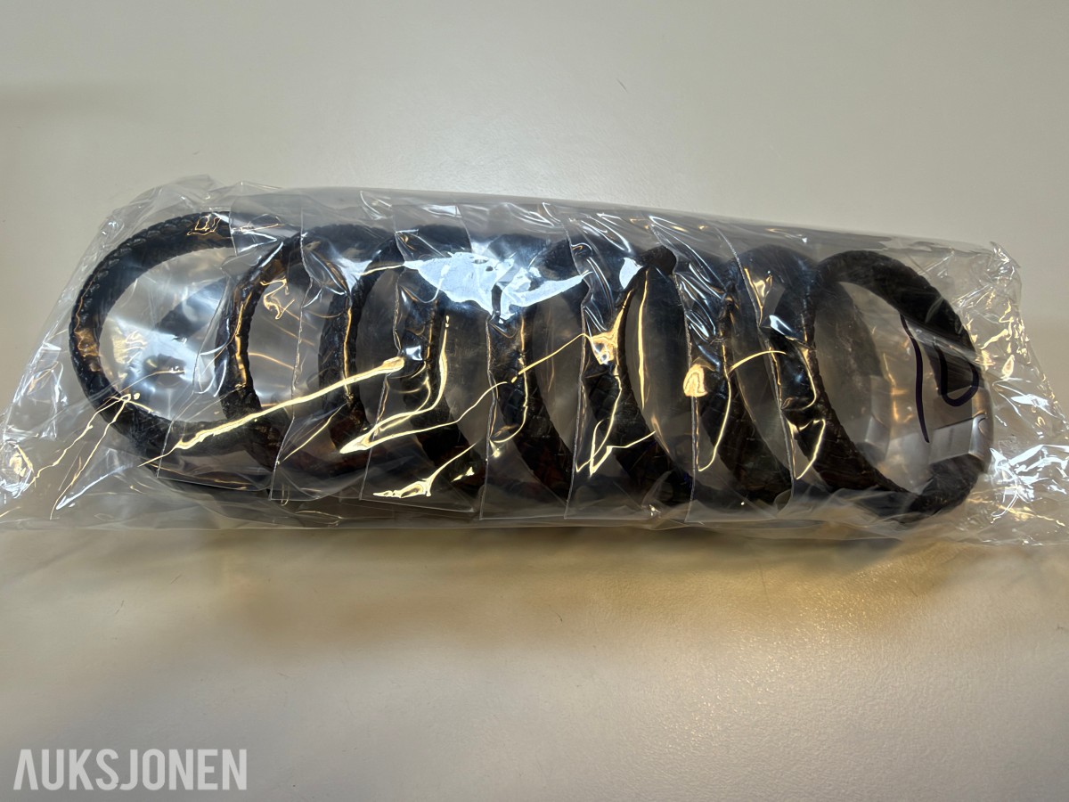 Stort parti ca 200 stk armbånd, halskjeder og smykkedeler