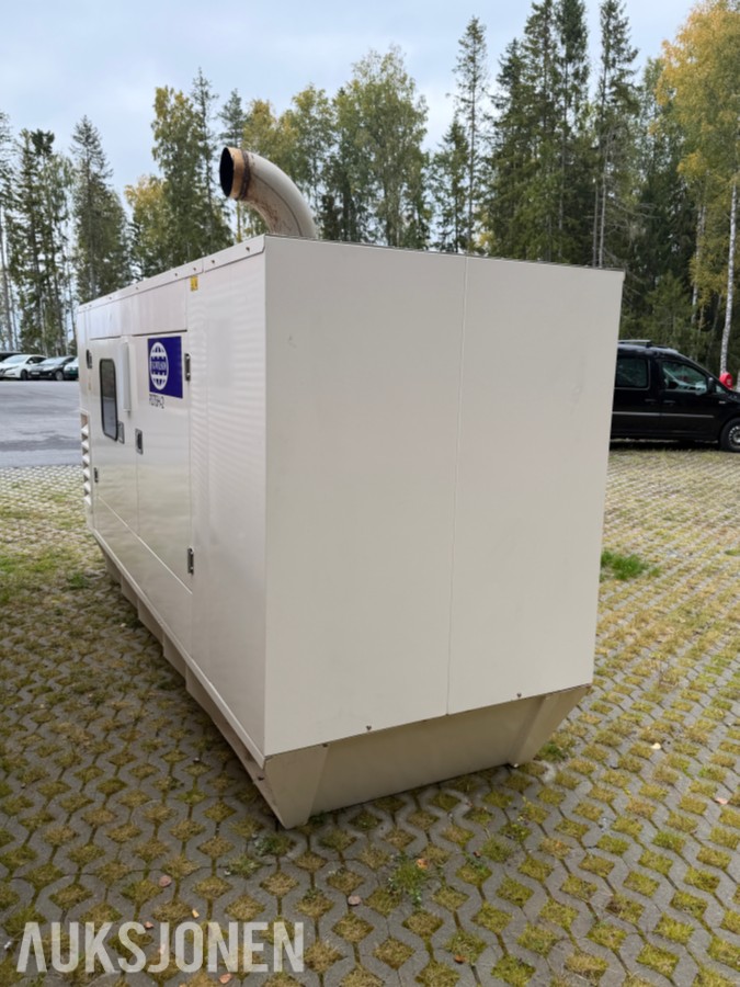 FG WILSON P275H-2 DIESELAGGREGAT 275 KVA / 220 KW