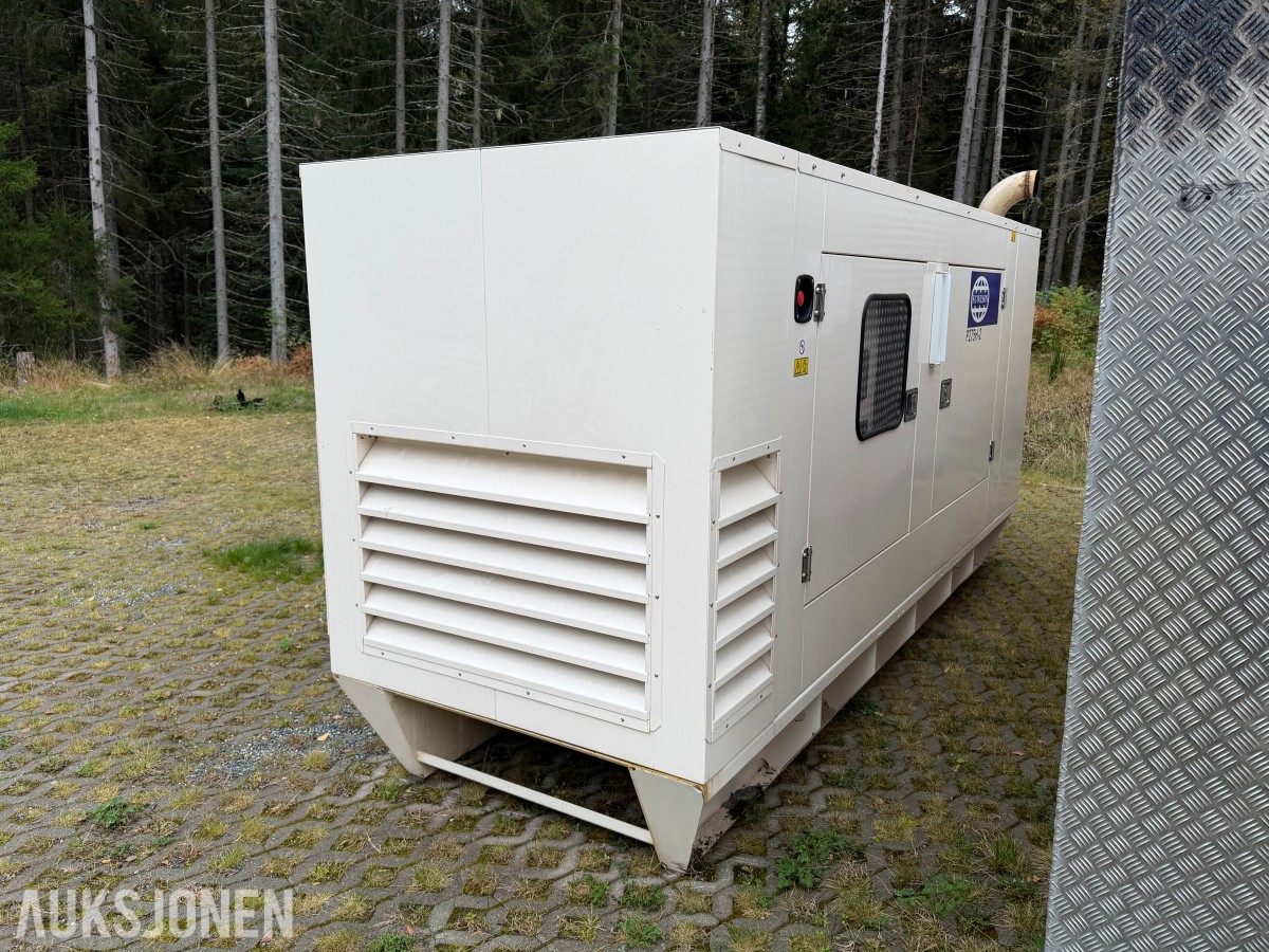 FG WILSON P275H-2 DIESELAGGREGAT 275 KVA / 220 KW