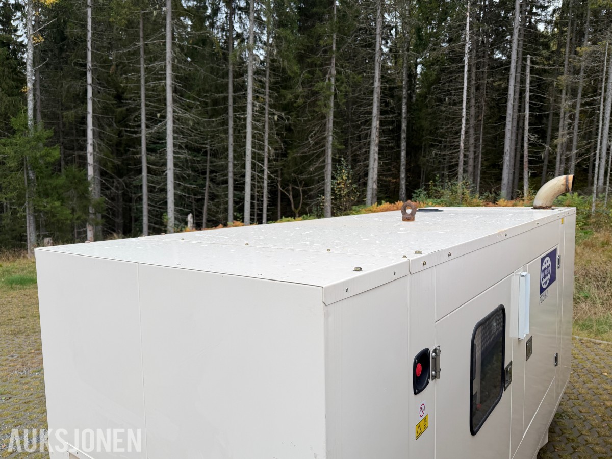 FG WILSON P275H-2 DIESELAGGREGAT 275 KVA / 220 KW