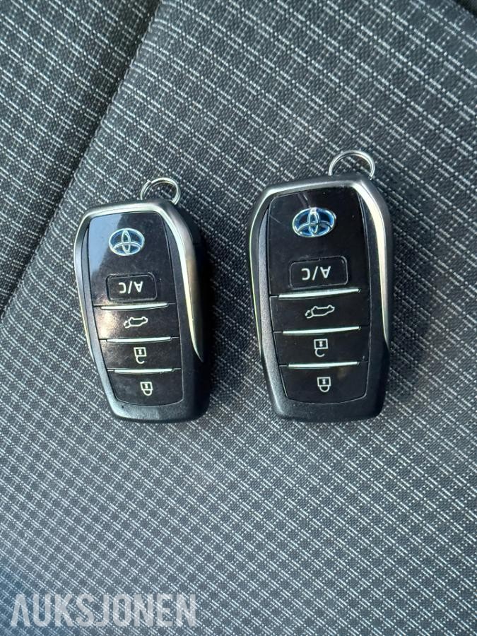 2021 Toyota RAV4, PHEV AWD-i, 33275km 1 eier