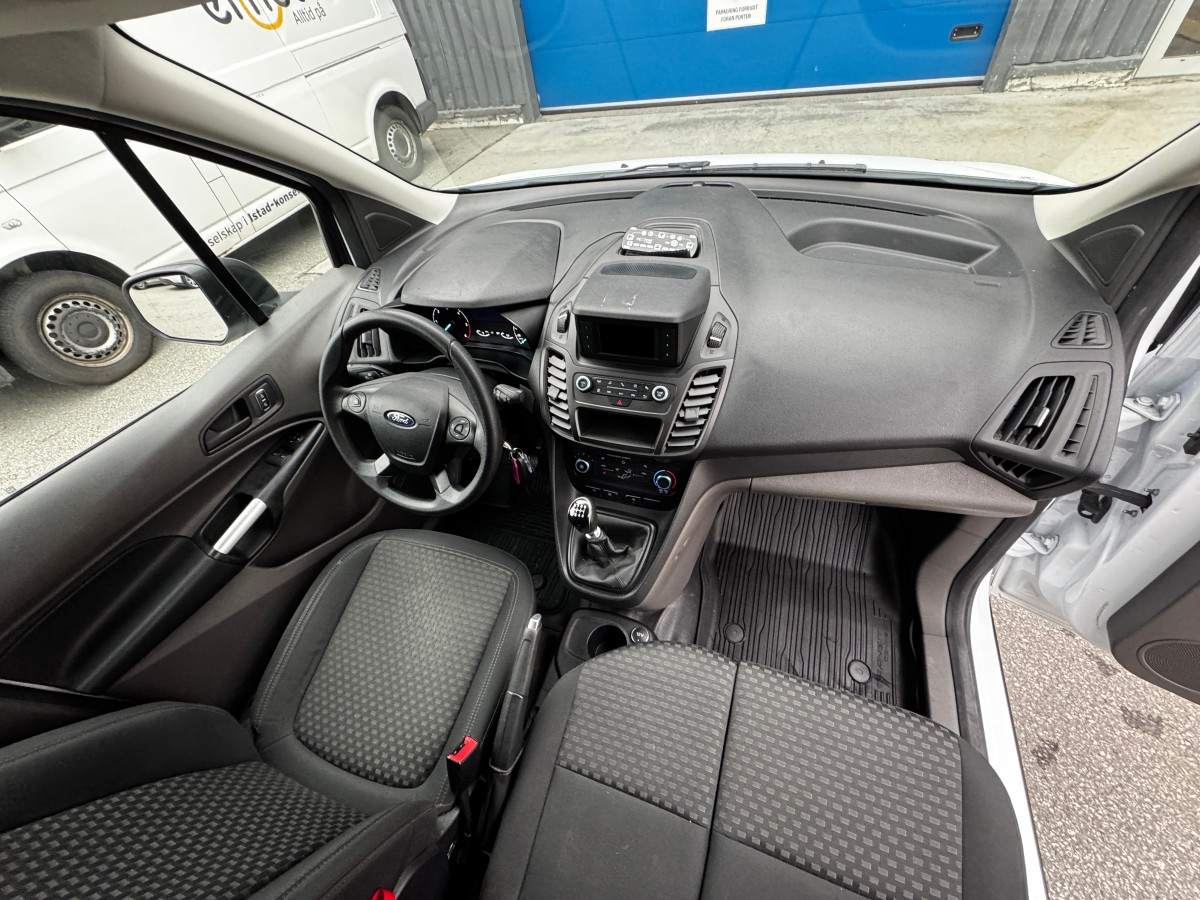 2018 Ford Transit Connect 230 L1 1,5 TDCi 100hk - Gått kun 46.035 km - 3 seter - Hengerfeste - Innredning - Historikk - EU ok til februar 2027