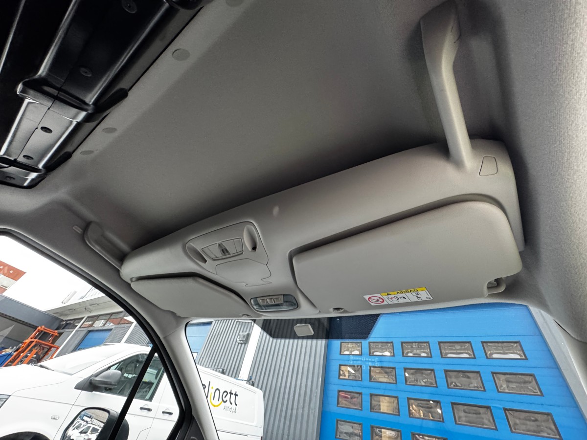 2018 Ford Transit Connect 230 L1 1,5 TDCi 100hk - Gått kun 46.035 km - 3 seter - Hengerfeste - Innredning - Historikk - EU ok til februar 2027