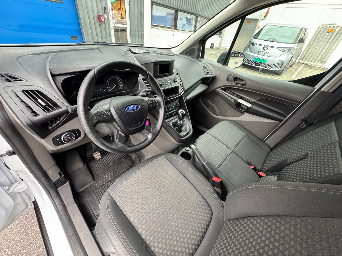 2018 Ford Transit Connect 230 L1 1,5 TDCi 100hk - Gått kun 46.035 km - 3 seter - Hengerfeste - Innredning - Historikk - EU ok til februar 2027