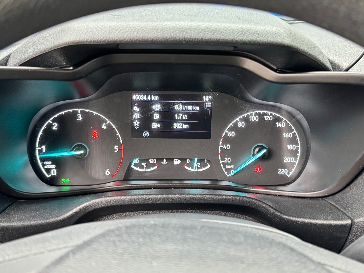 2018 Ford Transit Connect 230 L1 1,5 TDCi 100hk - Gått kun 46.035 km - 3 seter - Hengerfeste - Innredning - Historikk - EU ok til februar 2027