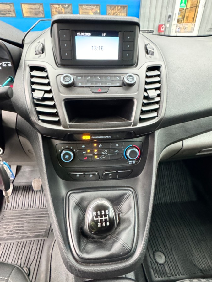 2018 Ford Transit Connect 230 L1 1,5 TDCi 100hk - Gått kun 46.035 km - 3 seter - Hengerfeste - Innredning - Historikk - EU ok til februar 2027