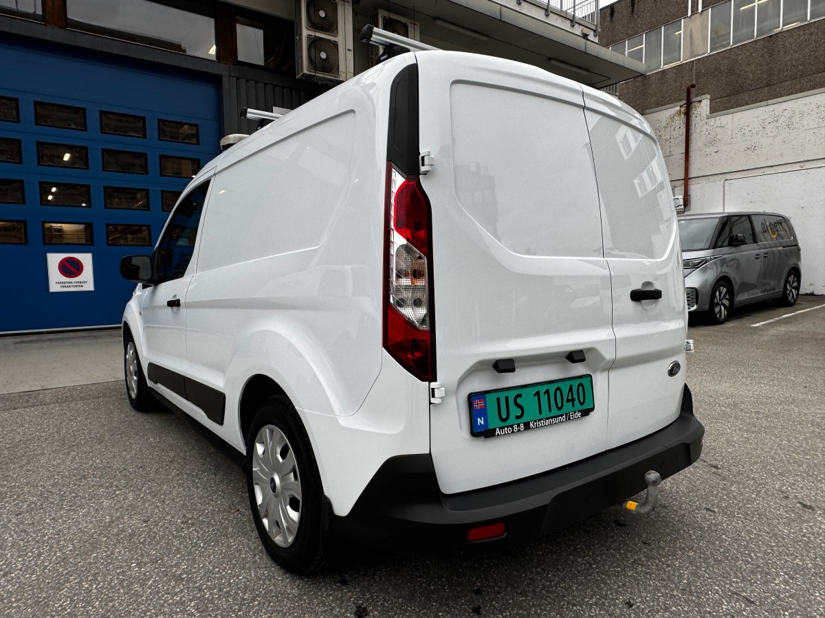 2018 Ford Transit Connect 230 L1 1,5 TDCi 100hk - Gått kun 46.035 km - 3 seter - Hengerfeste - Innredning - Historikk - EU ok til februar 2027