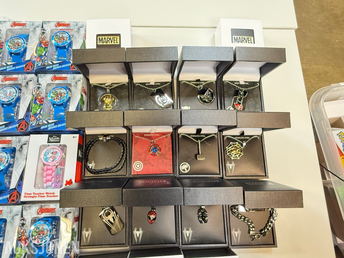 Parti med klokker og Marvel-smykker – ICE-Watch, Avengers, Barbie, Frozen