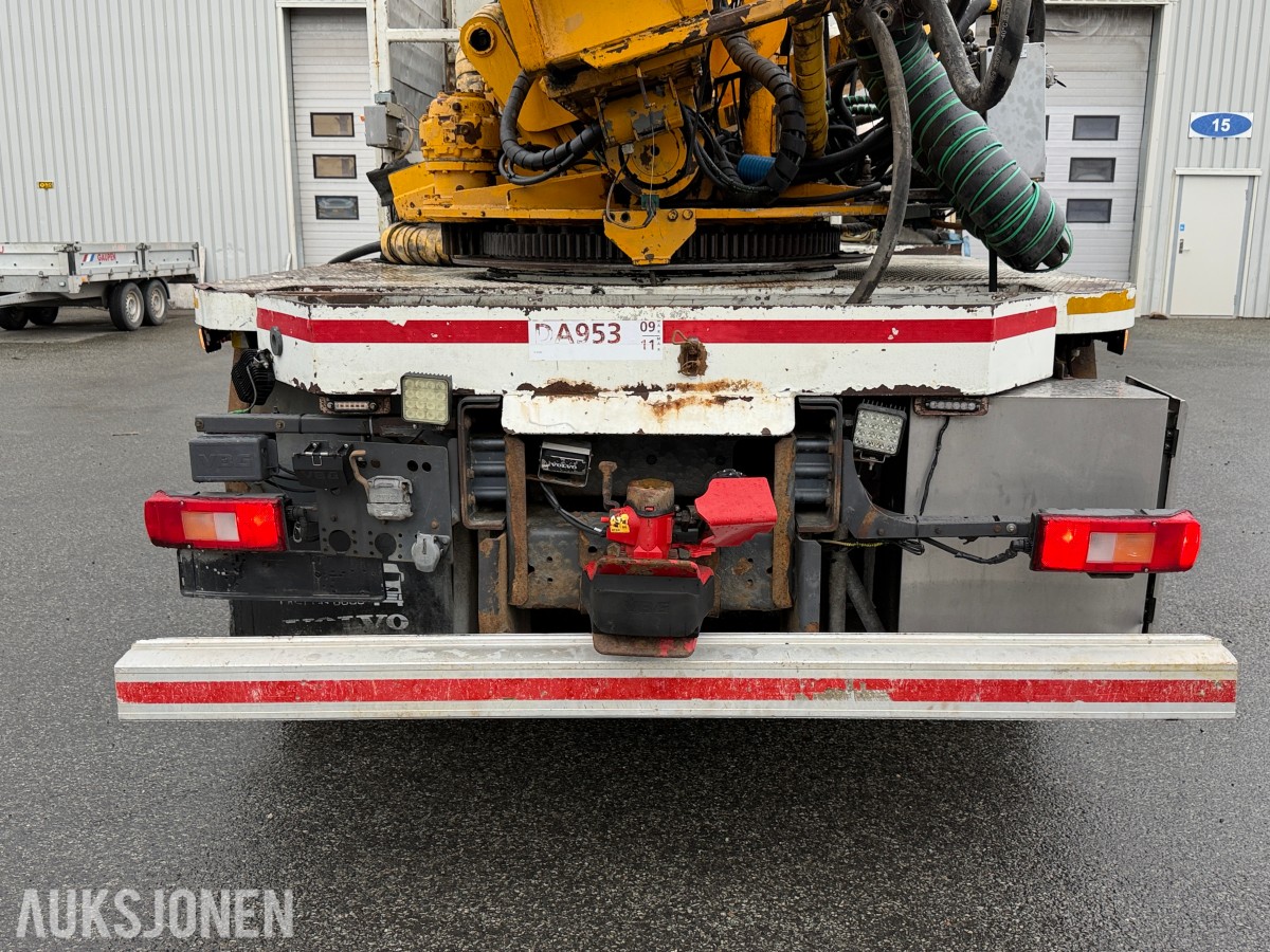 2012 Volvo FH540 lastebil med AMW stolperigg