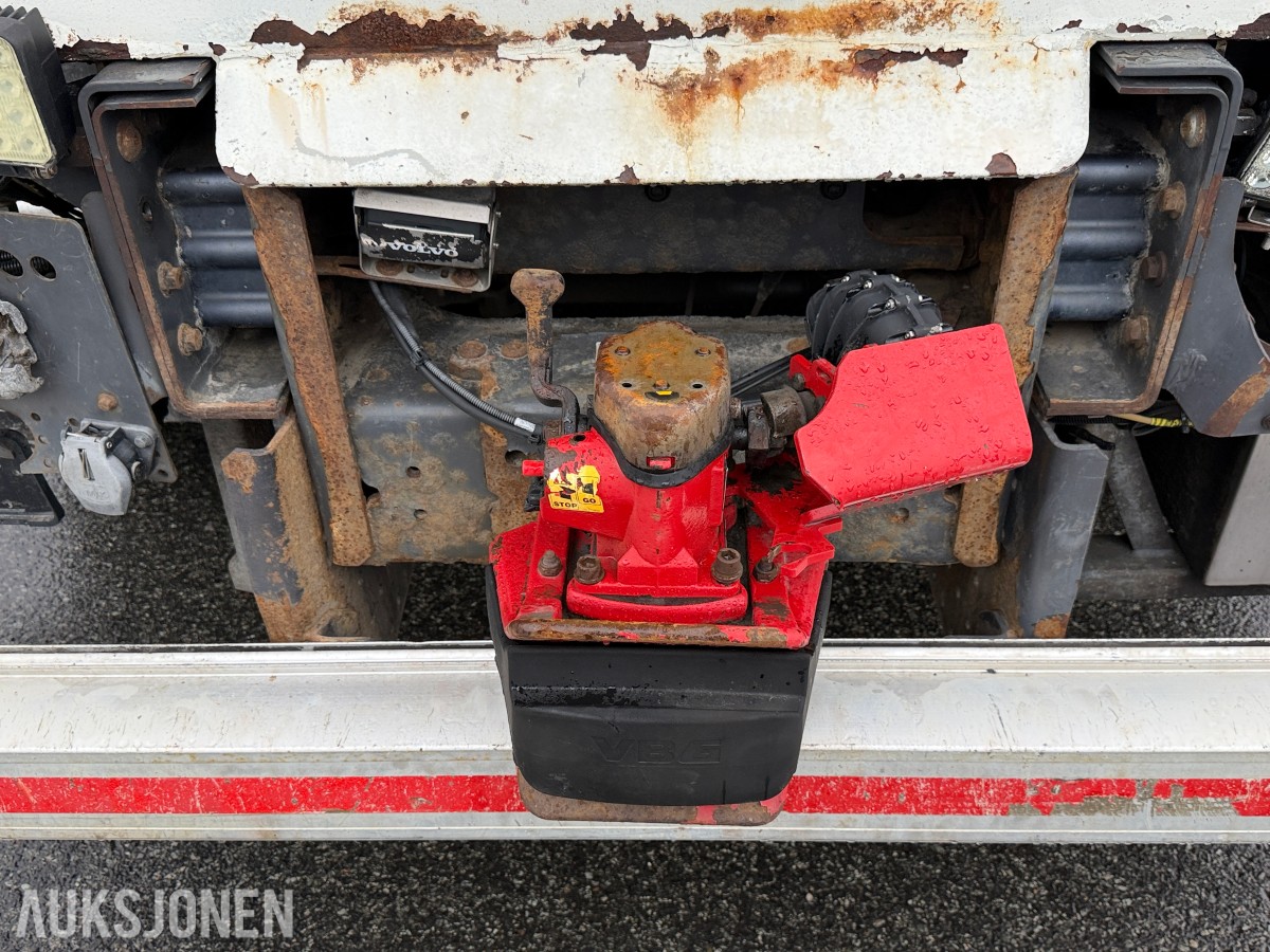 2012 Volvo FH540 lastebil med AMW stolperigg
