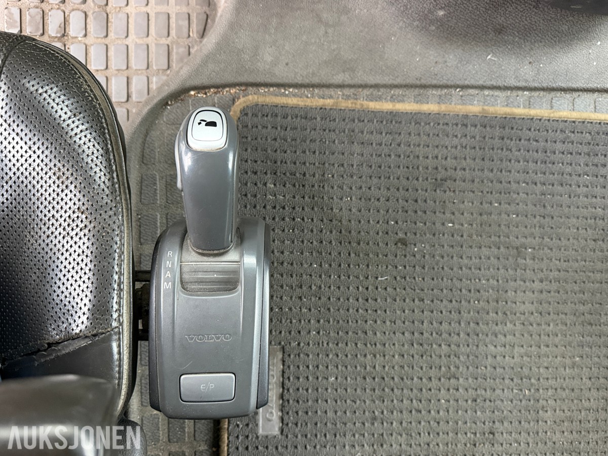 2012 Volvo FH540 lastebil med AMW stolperigg
