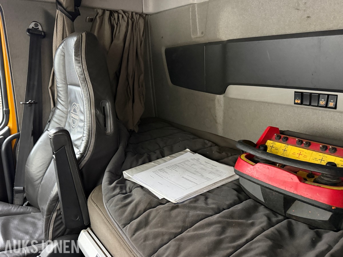 2012 Volvo FH540 lastebil med AMW stolperigg