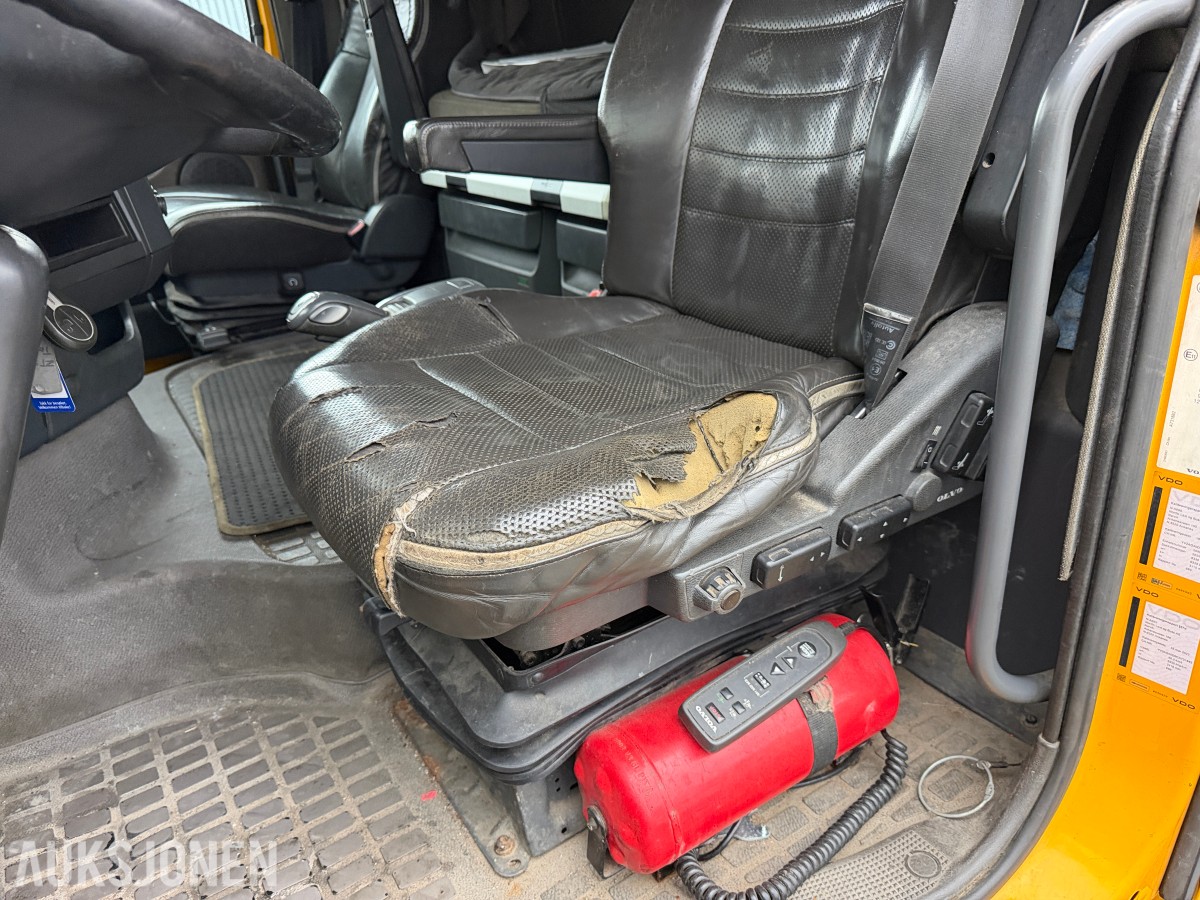 2012 Volvo FH540 lastebil med AMW stolperigg