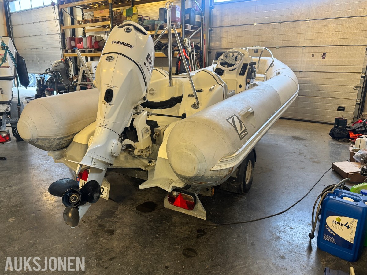 Zodiac YACHT LINE 470 DL RIB /m 75HK Evinrude med 2017 Tysse båthenger