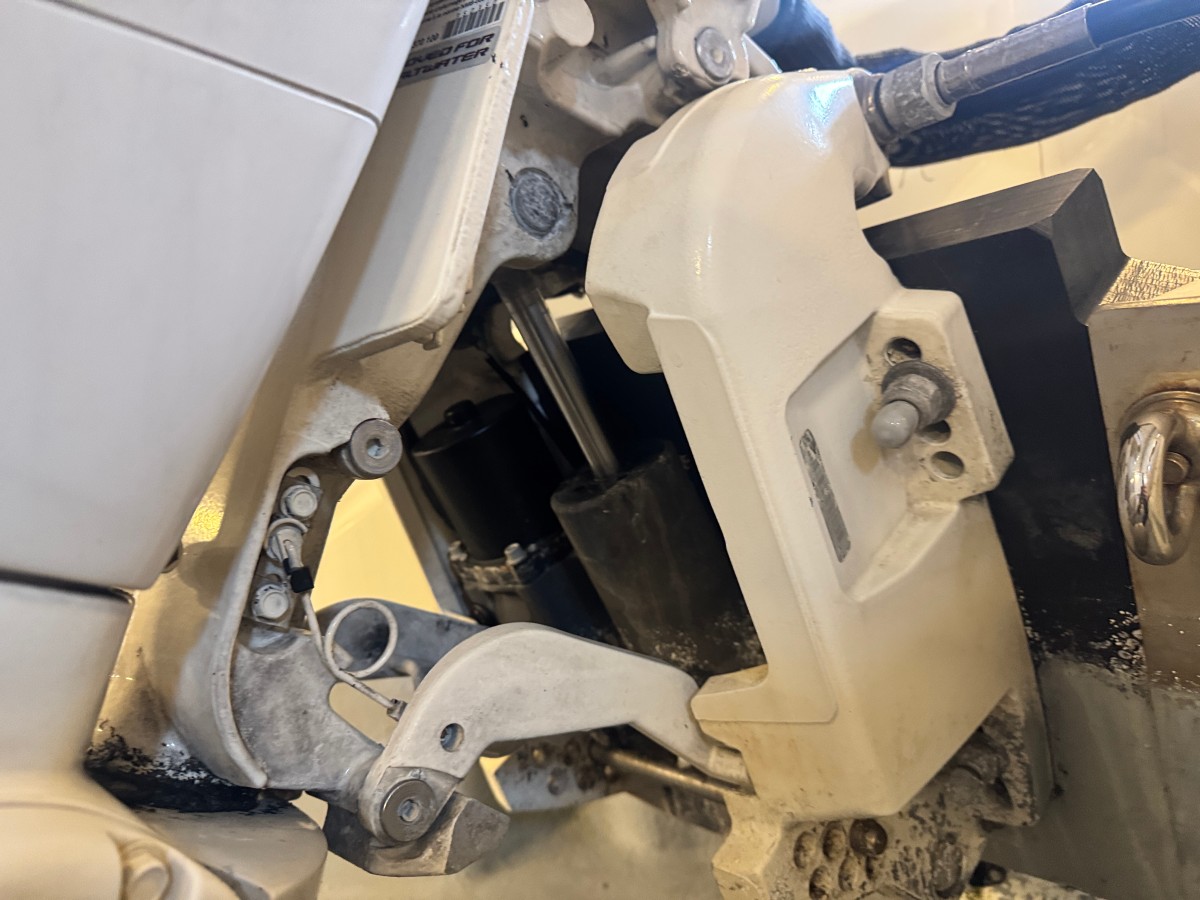 Zodiac YACHT LINE 470 DL RIB /m 75HK Evinrude med 2017 Tysse båthenger