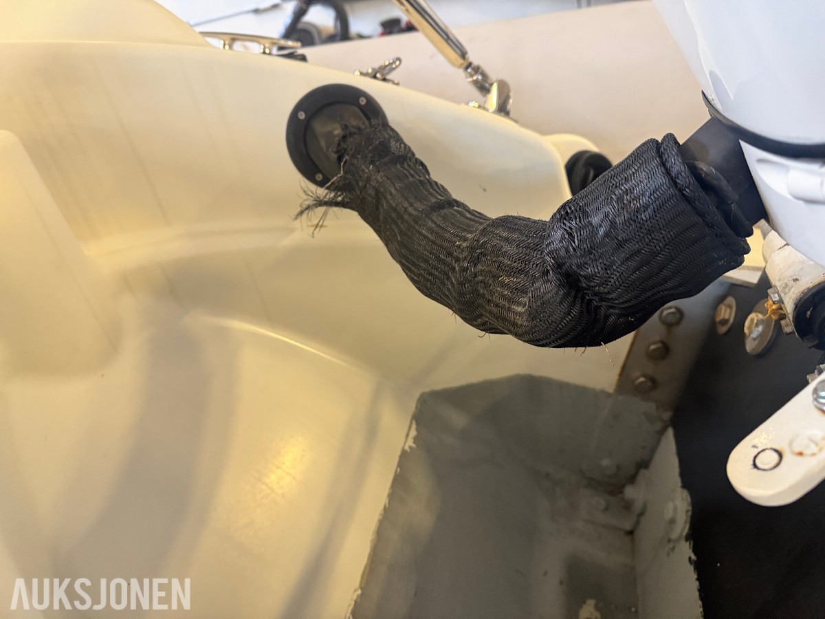 Zodiac YACHT LINE 470 DL RIB /m 75HK Evinrude med 2017 Tysse båthenger