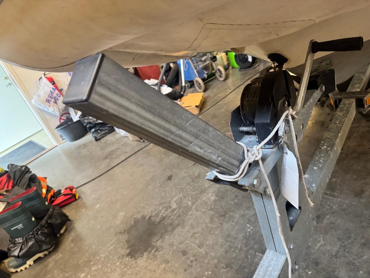 Zodiac YACHT LINE 470 DL RIB /m 75HK Evinrude med 2017 Tysse båthenger